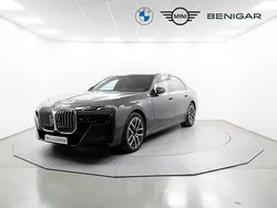 Gris Usado 2024 BMW 220 Comfort Edition Berlina | 98.500 €