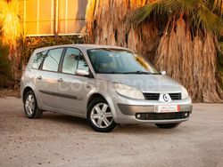 Gris / plata Usado 2005 Renault Grand Scénic II Authentique Monovolumen | 3900 € (Precio justo)