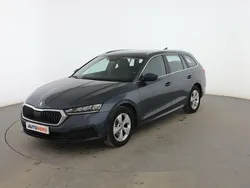 Negro Usado 2021 Skoda Octavia Ambition Familiar | 15.299 € (Precio justo)