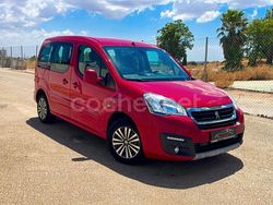 Rojo Usado 2016 Peugeot Partner Tepee Active Monovolumen | 9999 € (Precio justo)