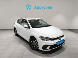 Blanco puro Usado 2024 VW Polo Life Berlina | 21.900 € (Precio justo)