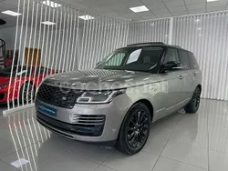Gris / plata Usado 2020 Land Rover Range Rover Vogue SUV | 46.990 €