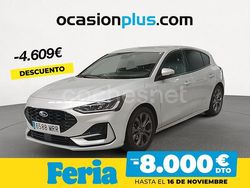 Gris / plata Usado 2024 Ford Focus ST-Line X Berlina | 21.000 € (Precio justo)