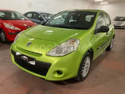 Verde Usado 2010 Renault Clio II Authentique Berlina | 4400 € (Precio justo)