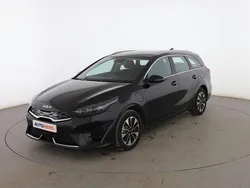 Negro Usado 2024 Kia Ceed Familiar | 25.599 € (Caro)