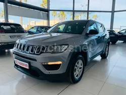 Gris / plata Usado 2018 Jeep Compass Sport SUV | 16.900 € (Caro)