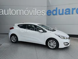 Blanco Usado 2014 Kia ProCeed Utilitario | 9500 €
