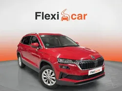 Rojo Usado 2023 Skoda Karoq Ambition SUV | 18.490 € (Super precio)