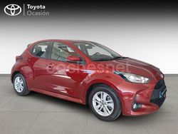 Granate Usado 2021 Toyota Yaris Hybrid Active Berlina | 19.500 € (Precio justo)