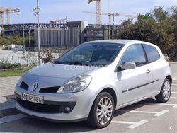 Gris / plata Usado 2009 Renault Clio II Dynamique Berlina | 2200 € (Buen precio)