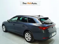 Gris Nuevo 2024 Seat Leon ST Style Familiar | 23.250 € (Precio justo)