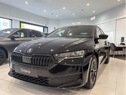 Negro Usado 2024 Skoda Octavia SportLine Berlina | 41.420 €