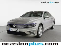Gris plata Usado 2016 VW Passat GTE Berlina | 16.900 € (Precio justo)