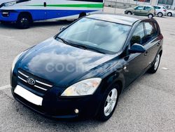 Negro Usado 2007 Kia Ceed Active Berlina | 5999 € (Buen precio)