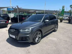 Gris Usado 2015 Audi Q7 Sport SUV | 29.500 € (Precio justo)