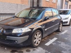 Negro Usado 2007 Renault Mégane II Privilege Berlina | 800 €