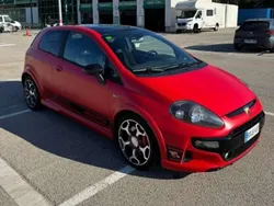 Rojo Usado 2012 Abarth Punto Evo Utilitario | 12.000 €