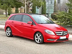 Rojo Usado 2014 Mercedes B180 Monovolumen | 16.990 € (Un poco caro)
