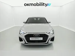 Gletscherweiss metallic Usado 2023 Audi A3 S-Line | 25.020 € (Super precio)