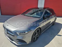 Gris / plata Usado 2022 Mercedes A200 Berlina | 27.995 € (Precio justo)