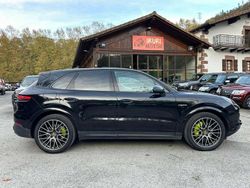 Negro Usado 2018 Porsche Cayenne SUV | 56.499 € (Caro)