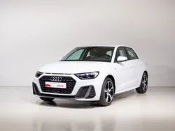 Blanco glaciar metalizado Nuevo 2024 Audi A1 Sportback Comfort Utilitario | 26.900 € (Precio justo)