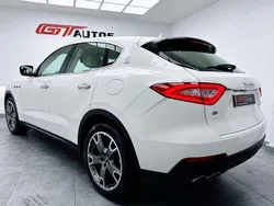 Blanco Usado 2019 Maserati Levante GranLusso SUV | 48.650 € (Precio justo)