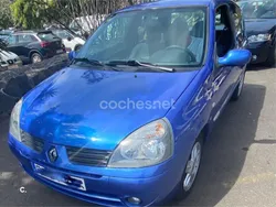 Azul Usado 2006 Renault Clio II Expression Berlina | 2490 € (Precio justo)