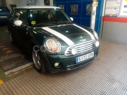 Verde Usado 2010 Mini Cooper D Utilitario | 7490 € (Un poco caro)