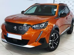 Naranja Usado 2023 Peugeot 2008 Allure SUV | 17.400 € (Precio justo)