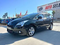 Negro Usado 2012 Peugeot 5008 Allure Monovolumen | 9750 € (Un poco caro)