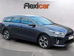 Gris Usado 2021 Kia Ceed Familiar | 14.590 € (Precio justo)