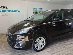 Negro Usado 2016 Peugeot 5008 Allure Monovolumen | 8499 € (Buen precio)