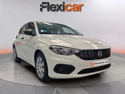 Blanco Usado 2017 Fiat Tipo Easy Berlina | 8490 € (Precio justo)