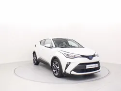 Blanco Usado 2023 Toyota C-HR Advance SUV | 27.900 € (Un poco caro)