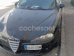 Negro Usado 2005 Alfa Romeo 147 Utilitario | 500 € (Super precio)
