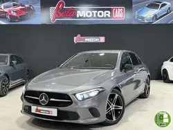Gris / plata Usado 2019 Mercedes A180 Berlina | 19.990 € (Buen precio)
