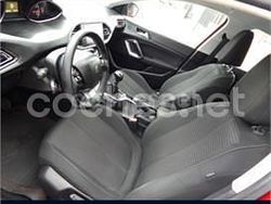 Rojo Usado 2019 Peugeot 308 Business-Line Familiar | 6300 € (Precio justo)