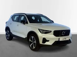 Blanco Nuevo 2025 Volvo XC40 Plus SUV | 46.500 € (Caro)