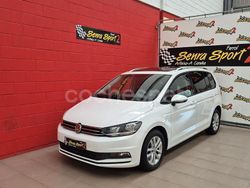 Blanco Usado 2019 VW Touran Advance Monovolumen | 18.900 € (Un poco caro)