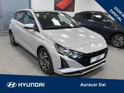 Gris Usado 2024 Hyundai i20 Berlina | 18.300 € (Precio justo)