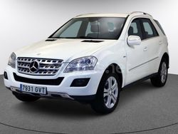 Blanco Usado 2010 Mercedes ML300 SUV | 15.480 € (Un poco caro)