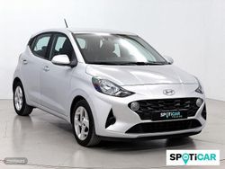 Gris Usado 2022 Hyundai i10 Utilitario | 11.500 € (Precio justo)