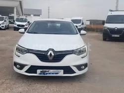 Blanco Usado 2019 Renault Mégane IV Life Berlina | 9500 € (Super precio)