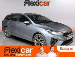 Gris / plata Usado 2022 Kia Ceed Utilitario | 17.490 € (Precio justo)