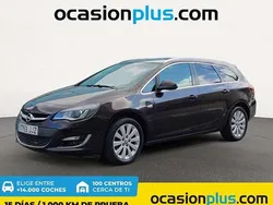 Marrón Usado 2015 Opel Astra Excellence Familiar | 9790 € (Precio justo)