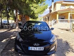 Negro Usado 2013 Hyundai i30 Comfort Berlina | 6500 € (Super precio)