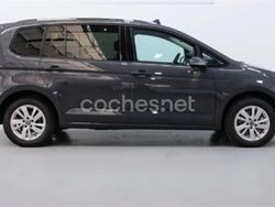 Negro Usado 2023 VW Touran Advance Monovolumen | 33.500 € (Caro)