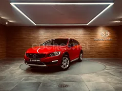 Rojo Usado 2018 Volvo V60 Inscription Familiar | 15.999 € (Super precio)