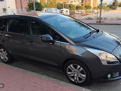 Gris / plateado Usado 2010 Peugeot 5008 Monovolumen | 4495 € (Buen precio)